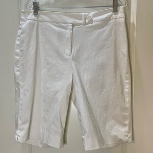 Jones New York White Bermuda Shorts Cotton Stretch Size 12